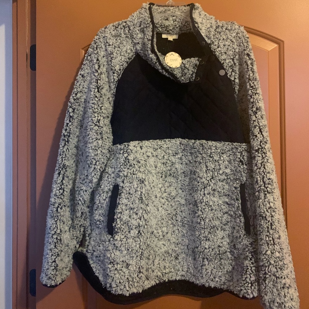 Pullover sherpa jacket